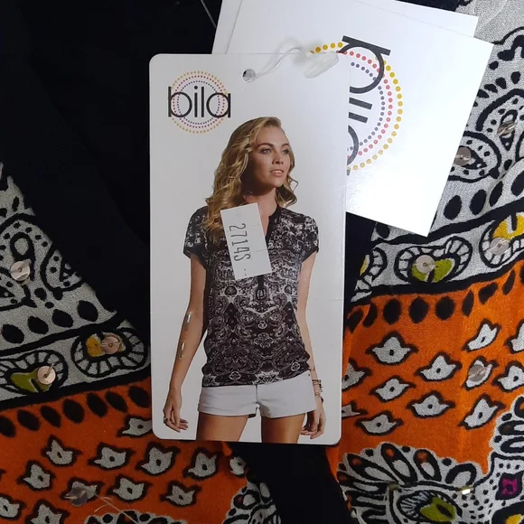 Bila top size small NWT - Picture 5 of 7